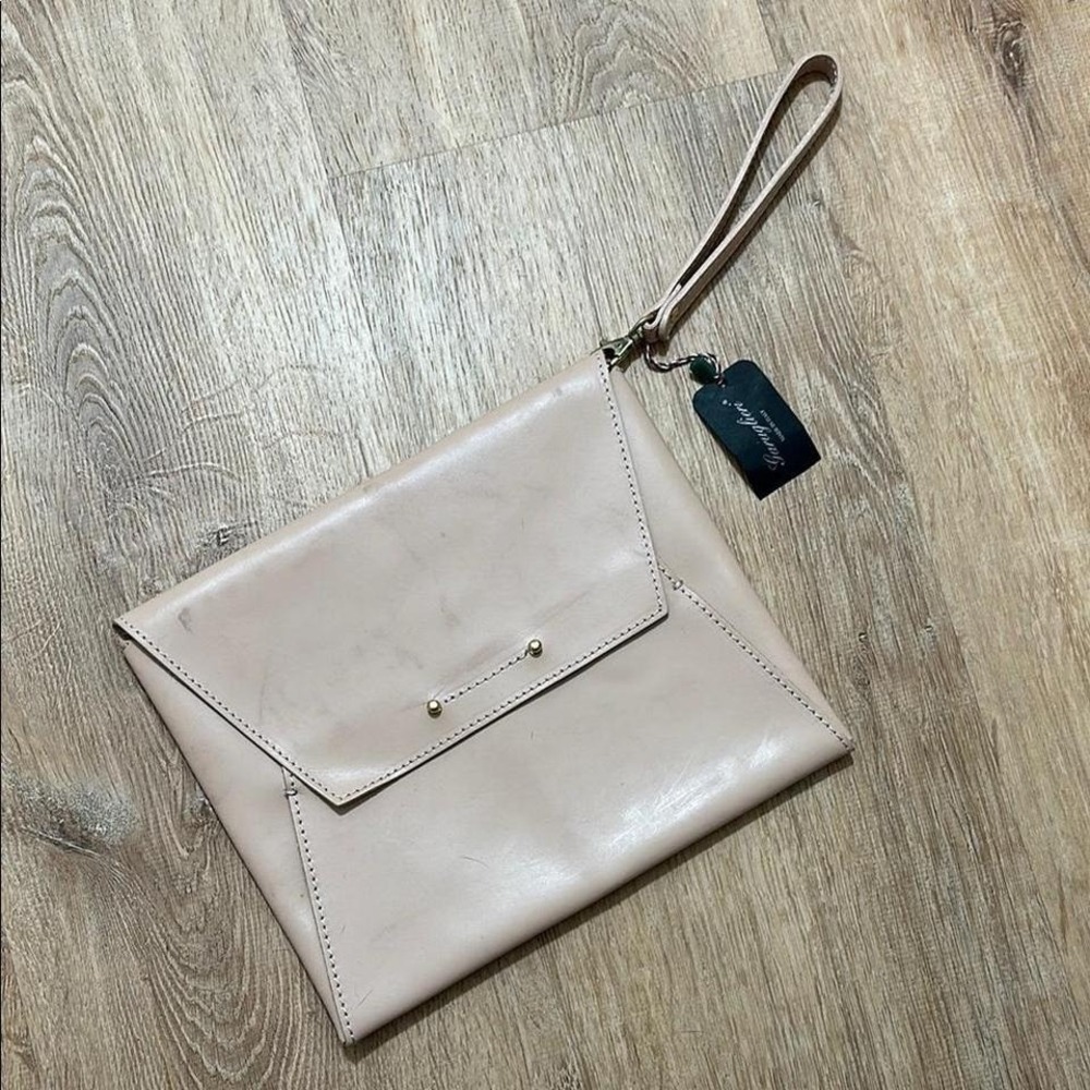Garuglieri | NEW Italy Nude Beige Blush Leather Envelope Wristlet Clutch Bag